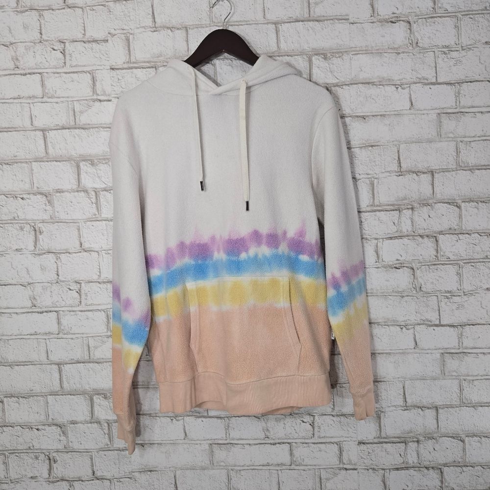 feat cute tye-dye sweatshirt
